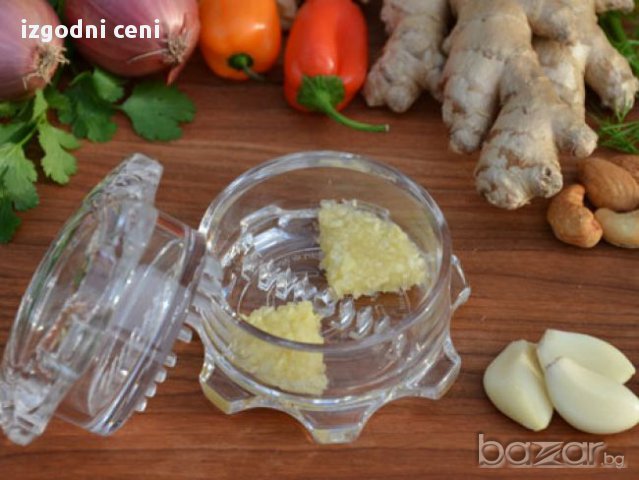 Garlik twister- въртяща се преса за смилане на чесън, маслини и подправки, снимка 3 - Други - 16754377