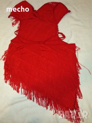 Червена асиметрична рокля с ресни и ниска талия , снимка 2 - Рокли - 23752935