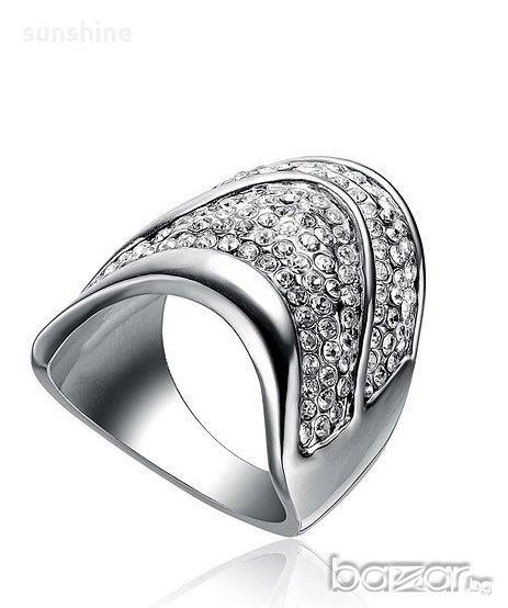 Намален Сребрист пръстен с нестандартна форма, снимка 1