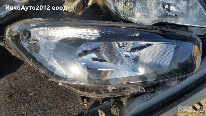 Фар десен Ford transit courier (форд транзит куриер )след 2013г оригинален , снимка 1