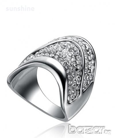 Намален Сребрист пръстен с нестандартна форма, снимка 1