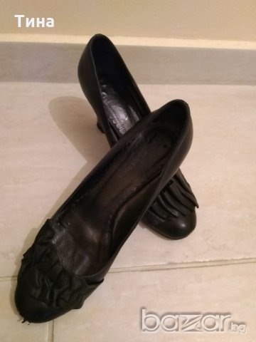 Обувки, снимка 1 - Дамски ежедневни обувки - 21070571