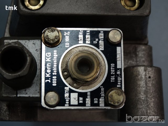 Пневматичен разпределител за преса ORSTA, снимка 7 - Други машини и части - 18570487