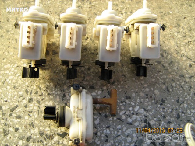 машинки за централно заключване, снимка 2 - Части - 10351643