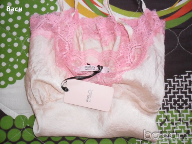 R.E.D Valentino 100 % оригинален нов дамски топ 50 % Silk + подарък парти чанта, снимка 5 - Корсети, бюстиета, топове - 11553493