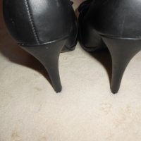 Черни обувки на ток , снимка 12 - Дамски елегантни обувки - 26202516