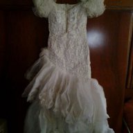 ПРОДАВАМ ЧИСТО НОВА БУЛЧЕНСКА РОКЛЯ ТИП БАРБИ 13, снимка 1 - Сватбени рокли - 9506380