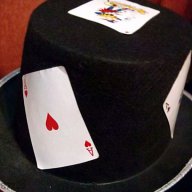 ►  мъжка шапка уникален модел с  карти за игра, парти, снимка 1 - Шапки - 11053055