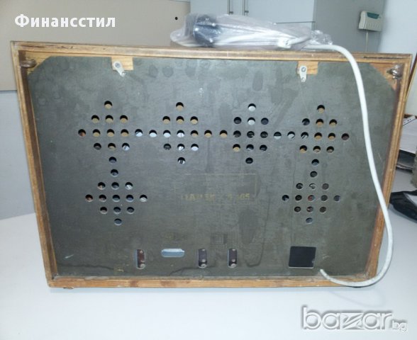 Радиоприемник "Марек" М 465, снимка 4 - Антикварни и старинни предмети - 18147334