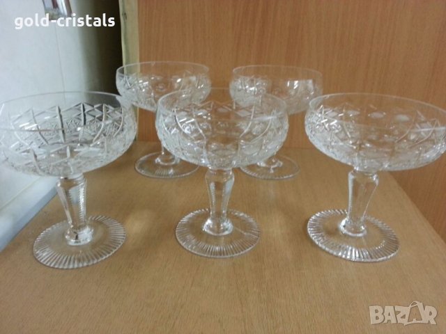 кристални чаши Бохемия , снимка 1 - Антикварни и старинни предмети - 23833012