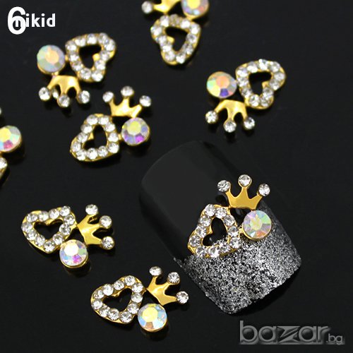 нежни сърца сърце с коронка и  камъни диамант камъчета бижу за нокти декорация украса за маникюр, снимка 1