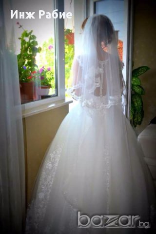 Булчинска рокля, снимка 1 - Рокли - 18407620