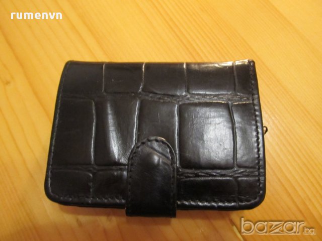Красиво черно портмоне от дебела телешка кожа с много деления 