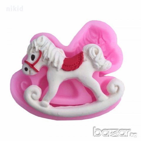 дървено конче кон клатушка силиконов молд форма украса торта фондан шоколад и др., снимка 2 - Форми - 17239551