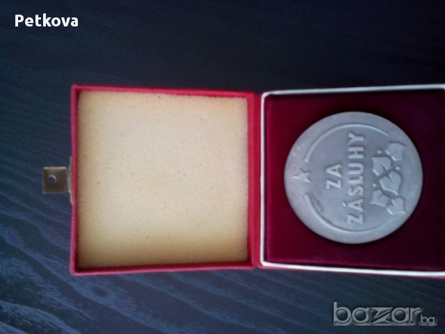 Ордени, медали, значки, снимка 5 - Антикварни и старинни предмети - 14941601