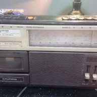 Стар касетофон, снимка 2 - Радиокасетофони, транзистори - 13307046
