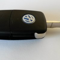 Автоключ (ключ за автомобил) с дистанционно упр-е Volkswagen, Seat и  Skoda, снимка 1 - Части - 19460110