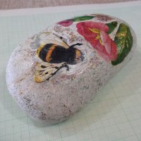 Речен камък с цветни апликации, снимка 5 - Други ценни предмети - 24800025