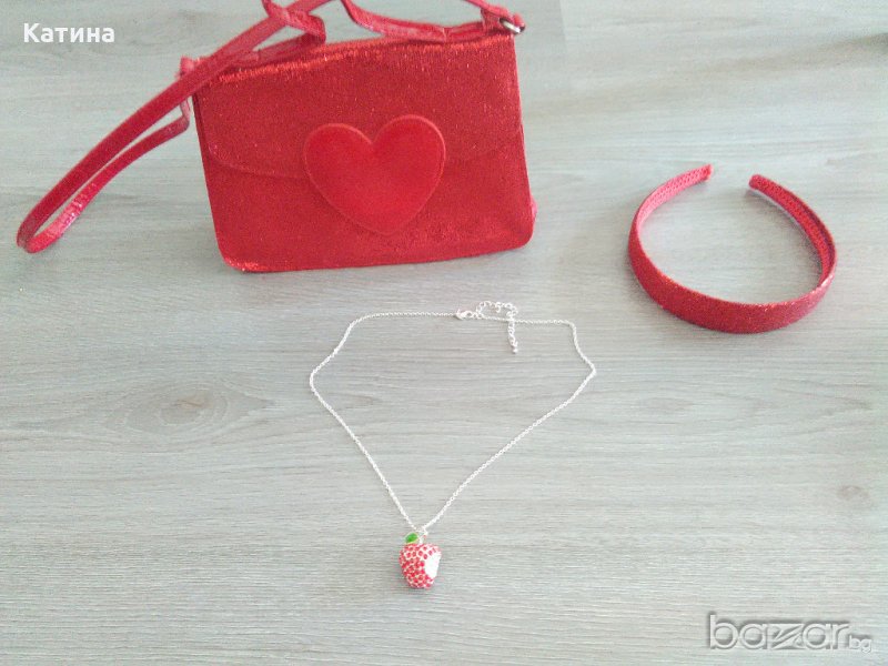 Намаление сет в блещукащо червено, снимка 1