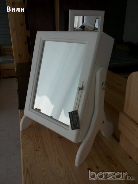 Огледало с шкаф за бижута, снимка 1