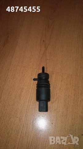 помпичка за чистачки , ауди а4, vw , skoda ,