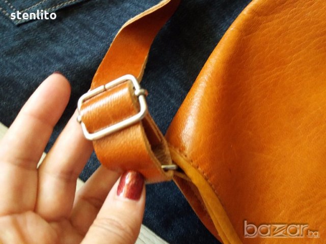 Ежедневна дамска чанта в цвят камел, снимка 3 - Чанти - 19635388
