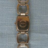 Esprit - Ефектен часовник с камъни сваровски, стомана, снимка 4 - Дамски - 25548378