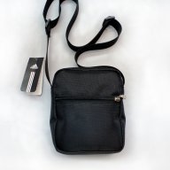 Adidas чанта оригинална h9, снимка 2 - Чанти - 18116005
