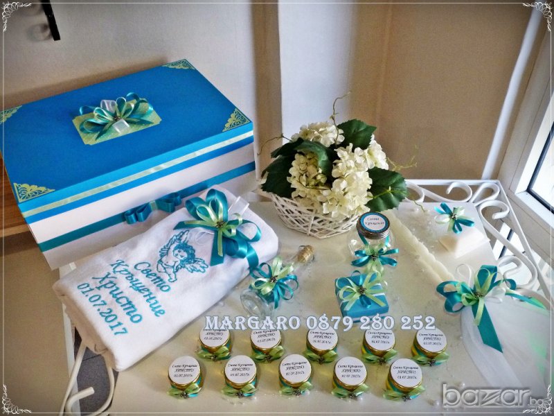 Аксесоари и подаръчета за кръщене в синьо и зелено с кръстче, снимка 1