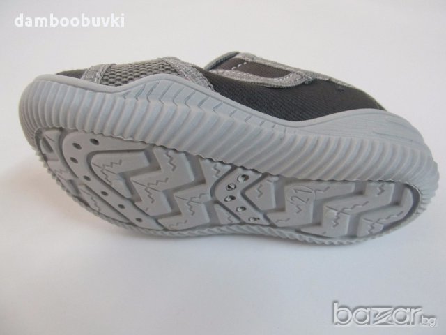 Пантофки сиво самолетче, снимка 4 - Бебешки обувки - 17334348