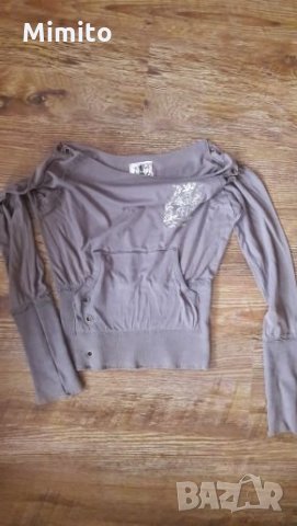 Спортна блуза от Pause, снимка 1 - Блузи с дълъг ръкав и пуловери - 25490010