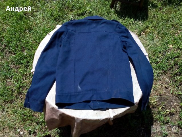 Стара ученическа куртка, снимка 5 - Антикварни и старинни предмети - 22066370