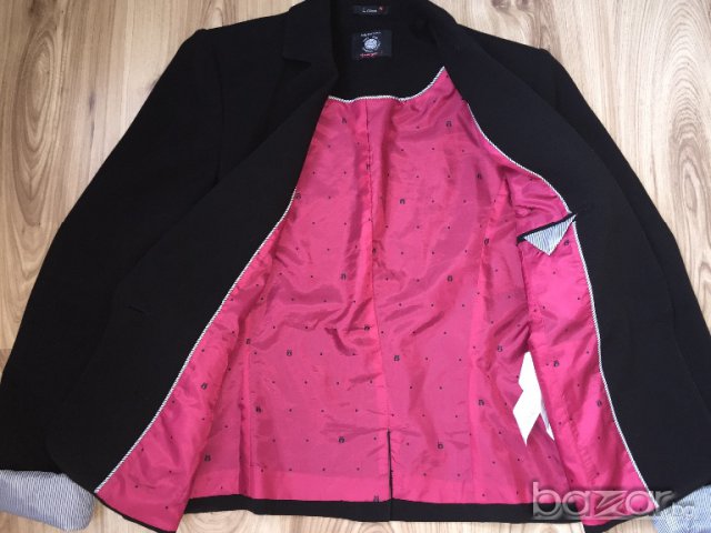 Дамско сако BERSHKA оригинал, размер L, черно с цикламен хастар , НОВО!!, снимка 2 - Сака - 16785218