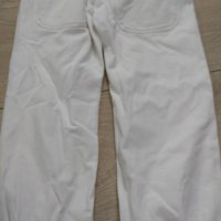Бял детски панталон с ластик в талия марков dodi petto, снимка 2 - Детски панталони и дънки - 23197449