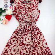 рокля с ластик в червено и кремаво, снимка 1 - Рокли - 11108757