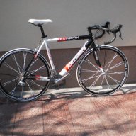 Продавам колела внос от Германия  шосеен велосипед Tretwerk 28 цола карбонова вилка Shimano 105 , снимка 1 - Части за велосипеди - 10101348