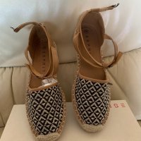 Обувки esprit, снимка 1 - Дамски ежедневни обувки - 24628156