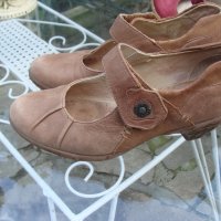 DKODE оригинални обувки естествена кожа намалени, снимка 3 - Дамски обувки на ток - 22149933