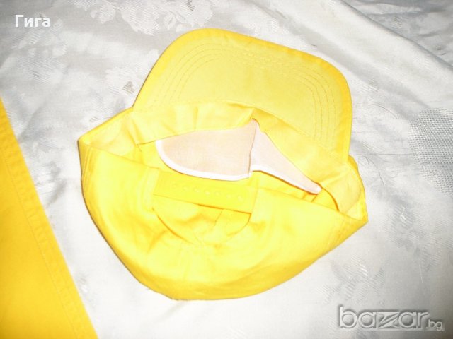 Жълти дънки и шапка с козирка, снимка 4 - Детски панталони и дънки - 18291149