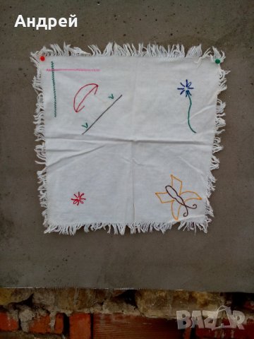 Стара бродирана покривка #7