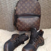 Дамски комплект раница и обувки Louis Vuitton код 54, снимка 1 - Маратонки - 22106472