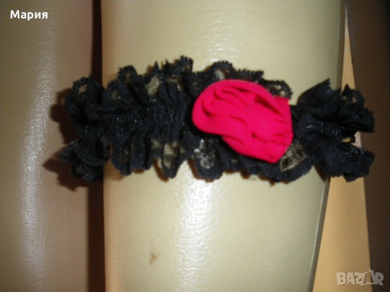 Черен жартиер за крак с роза, снимка 1