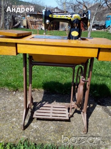 Настолна шевна машина, снимка 6 - Антикварни и старинни предмети - 21237614