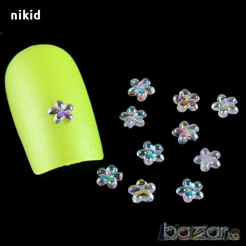 микс 6 вида ситни формички сребристи камъчета кристали капси декорация 3д ефект за нокти м, снимка 2 - Продукти за маникюр - 16699021