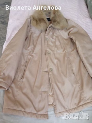 Дамско бежово палто  с подвижна яка, снимка 1 - Палта, манта - 25854646