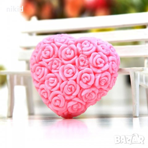 Сапун сърца от розички с аромат на цветя за лице и тяло подарък Valentine Свети Валентин и др
