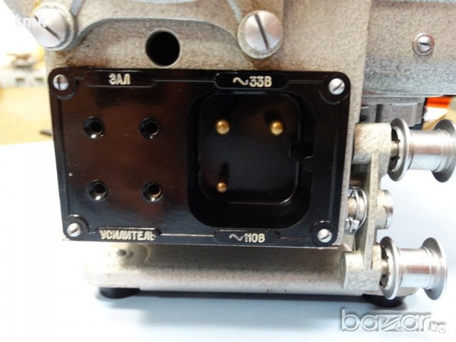 Кинопроектор Украина, снимка 10 - Антикварни и старинни предмети - 21480033