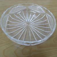 кристална купичка чиния , снимка 1 - Антикварни и старинни предмети - 25384117