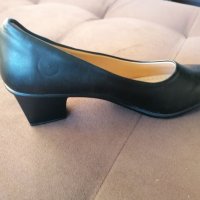 Обувки, снимка 2 - Дамски елегантни обувки - 25646853