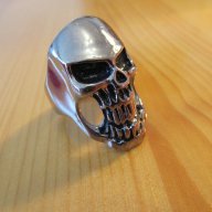 Мъжки пръстен, рокерски пръстен с череп за рокери моторджийски, мото аксесоари, мото екипировка , снимка 1 - Пръстени - 15187230